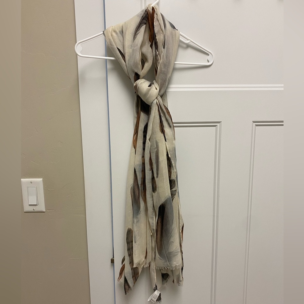 Fraas Neck Scarf